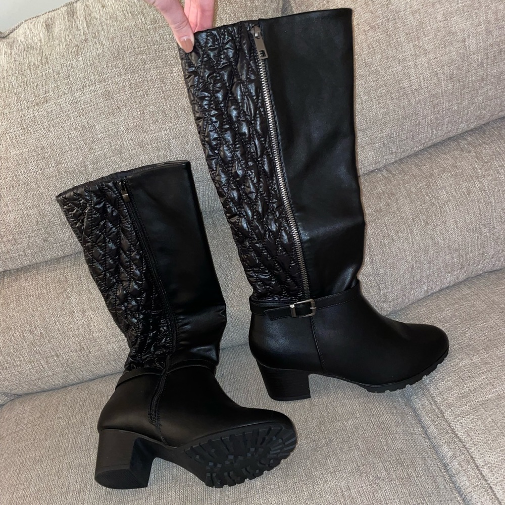 NWT Black Boots